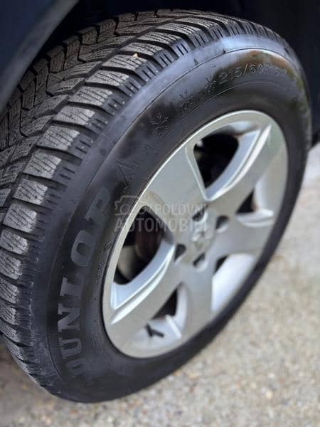 Peugeot 3008 1.6i resty