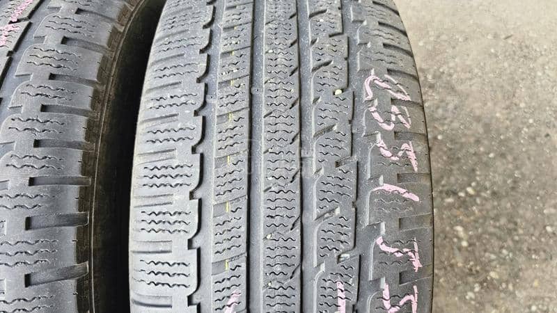 Kumho 235/55 R17 Zimska