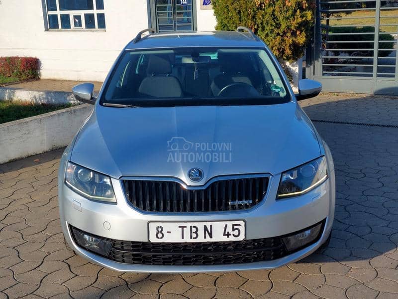 Škoda Octavia 1.6TDI XENON/DIODA