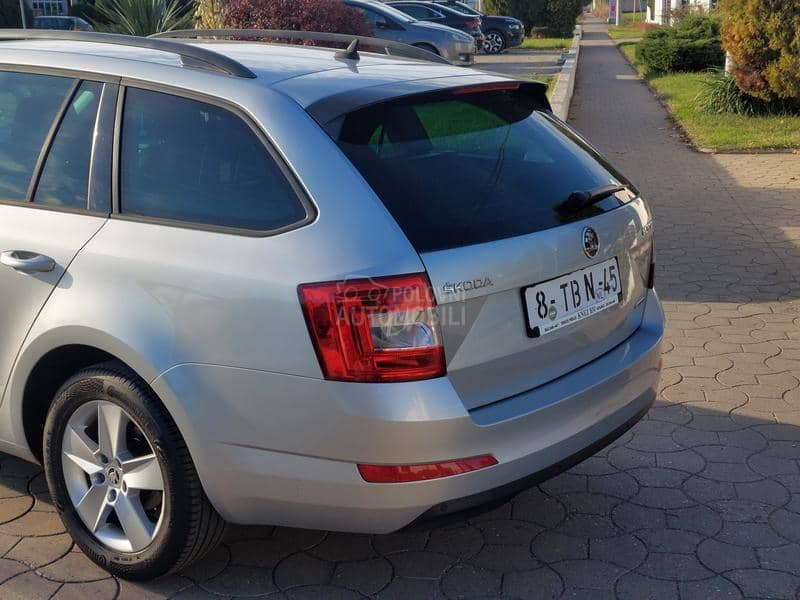Škoda Octavia 1.6TDI XENON/DIODA
