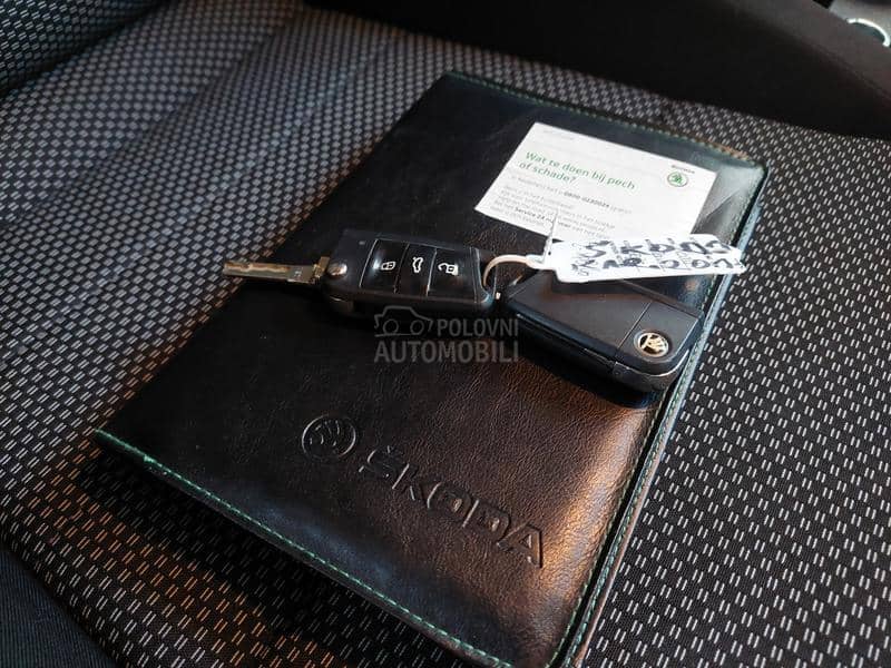 Škoda Octavia 1.6TDI XENON/DIODA