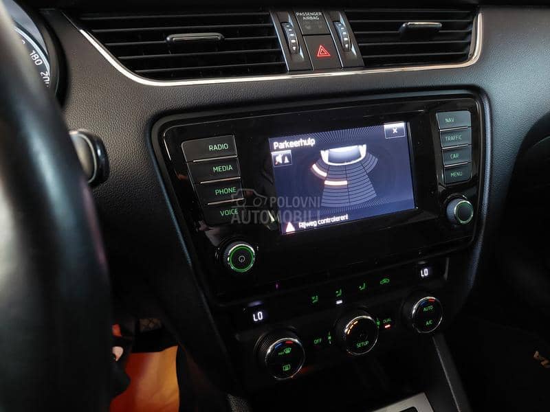 Škoda Octavia 1.6TDI XENON/DIODA