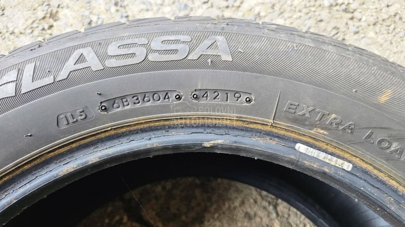 Lassa 235/55 R17 Zimska