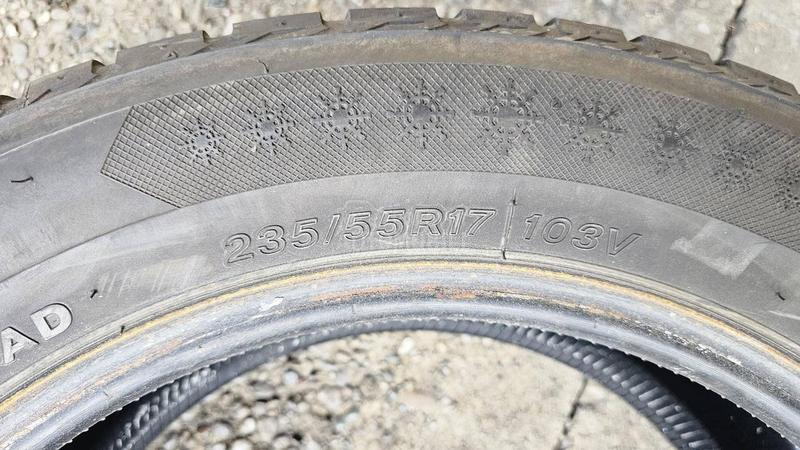 Lassa 235/55 R17 Zimska