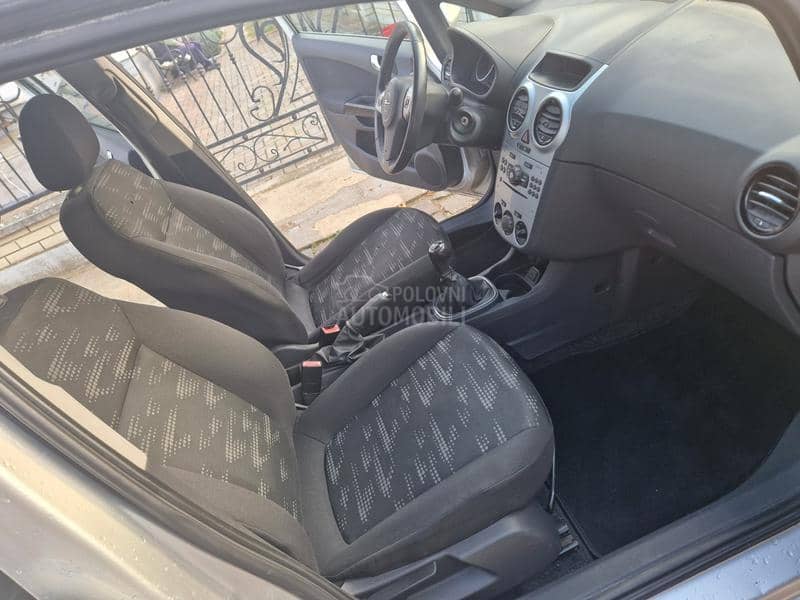 Opel Corsa D 