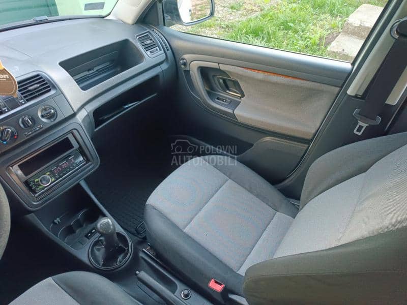 Škoda Fabia 1.2b  r e g