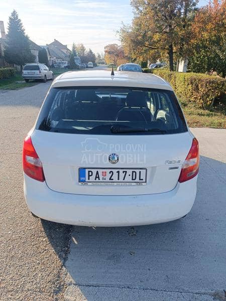 Škoda Fabia 1.2b  r e g