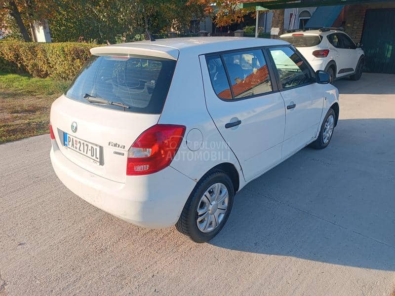 Škoda Fabia 1.2b  r e g