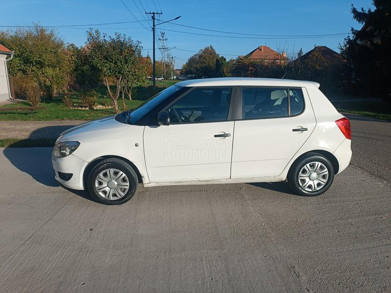Škoda Fabia 1.2b  r e g