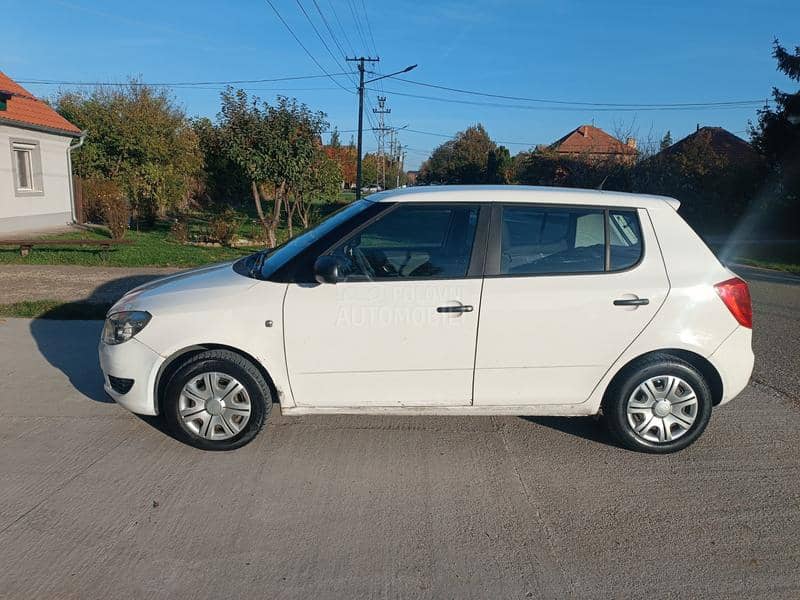 Škoda Fabia 1.2b  r e g