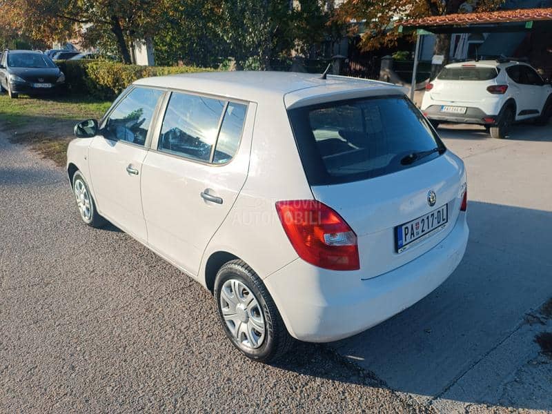 Škoda Fabia 1.2b  r e g