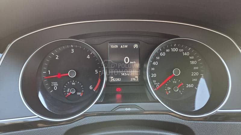 Volkswagen Passat B8 2.0 Bluemotion