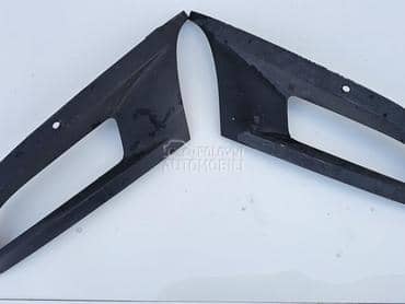 Rešetka maglenki za Volkswagen Polo od 2009. do 2013. god.