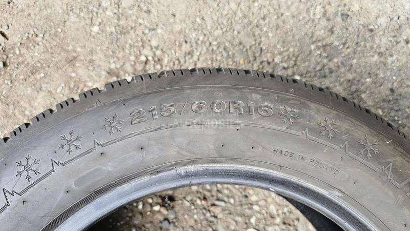 Dunlop 215/60 R16 Zimska