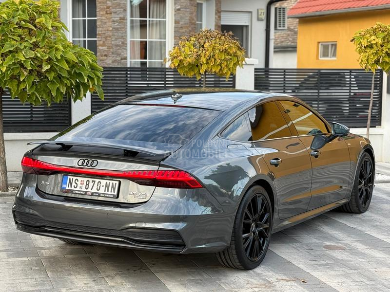Audi A7 s line vazduh 360cam