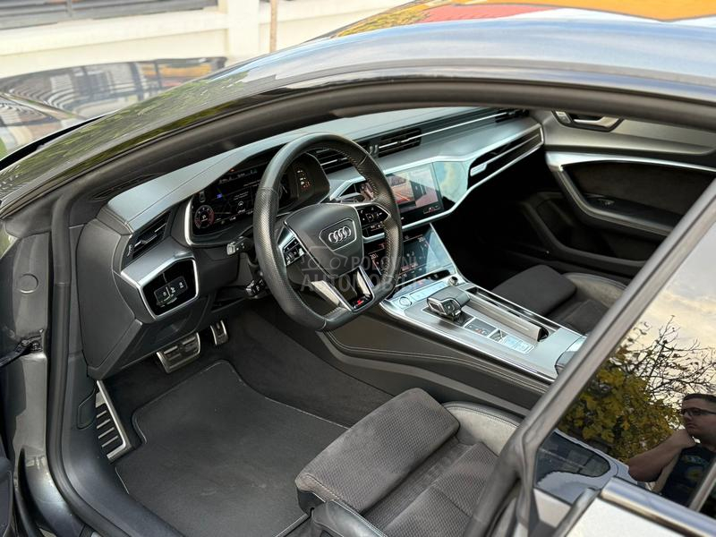 Audi A7 s line vazduh 360cam
