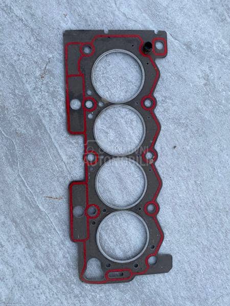 Glava motora i dihtung 1.4B