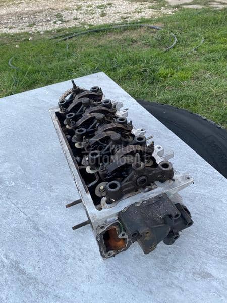 Glava motora i dihtung 1.4B