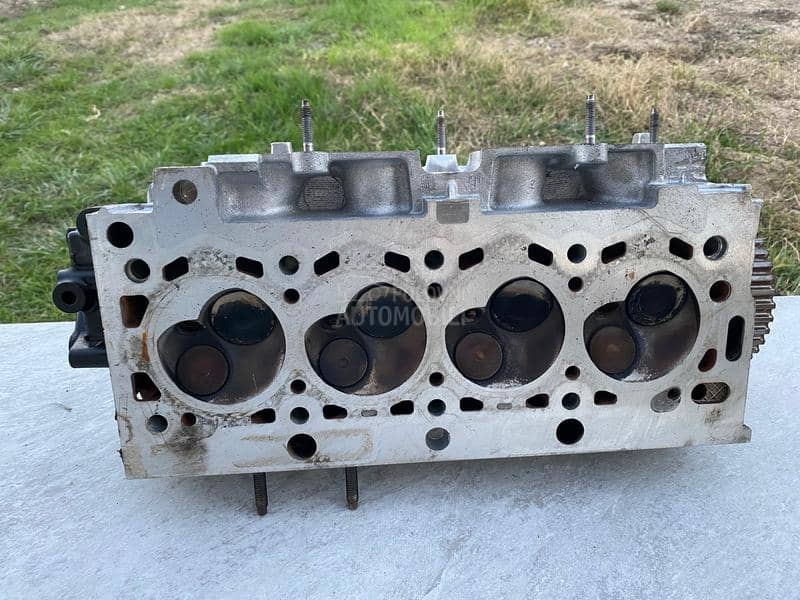 Glava motora i dihtung 1.4B