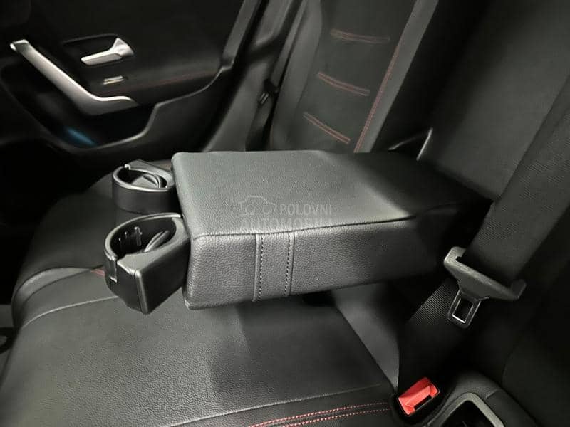 Mercedes Benz CLA 180 CDI AMG LINE PAN AMB