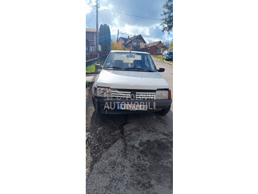 Peugeot 205 