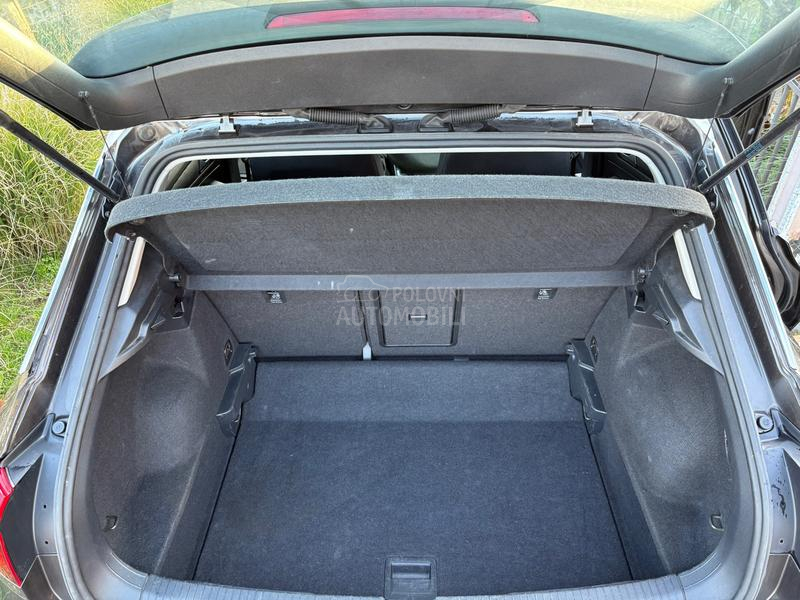 Volkswagen T-Roc virtual