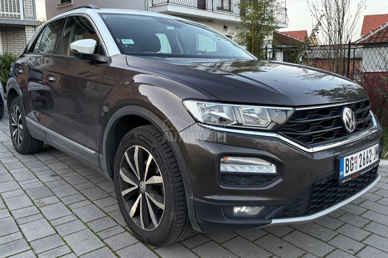 Volkswagen T-Roc virtual