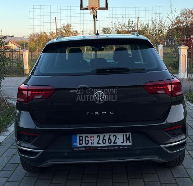 Volkswagen T-Roc virtual