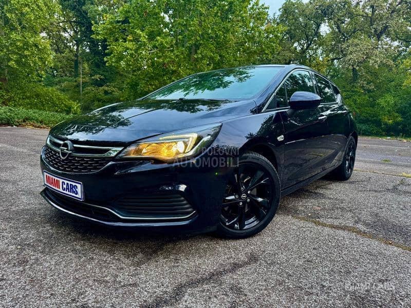 Opel Astra K R E Z E R V I S A N
