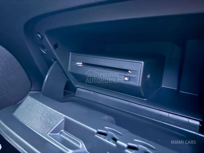 Opel Astra K R E Z E R V I S A N