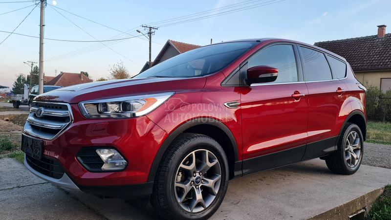 Ford Kuga 1.5 EcoB Titanium