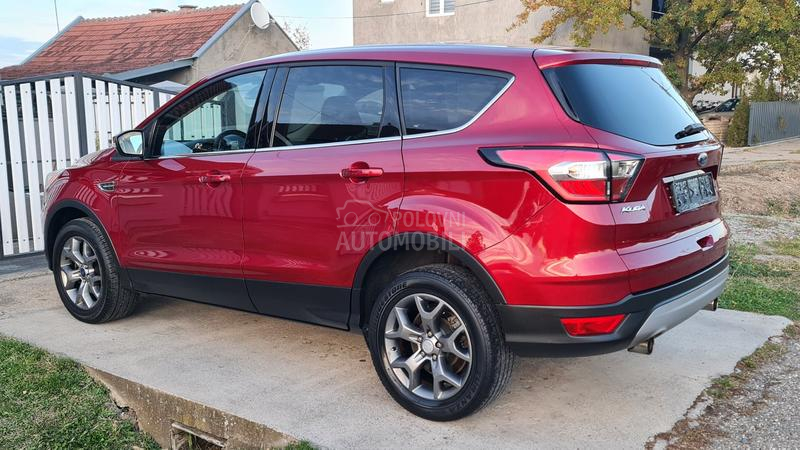 Ford Kuga 1.5 EcoB Titanium