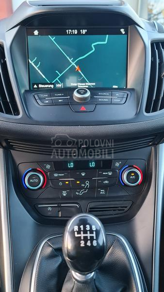 Ford Kuga 1.5 EcoB Titanium