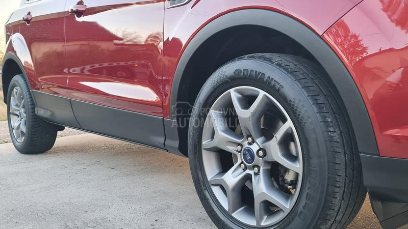 Ford Kuga 1.5 EcoB Titanium