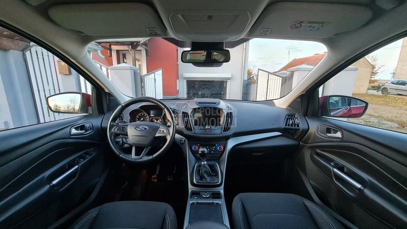 Ford Kuga 1.5 EcoB Titanium