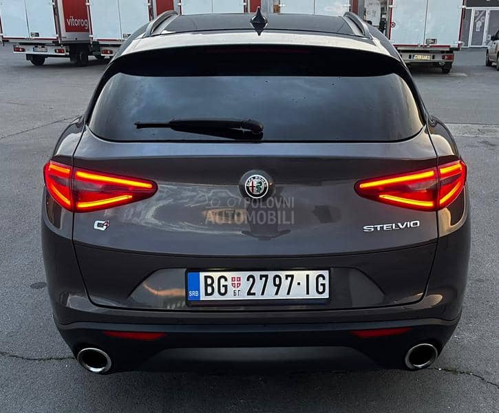 Alfa Romeo Stelvio 