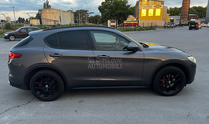 Alfa Romeo Stelvio 