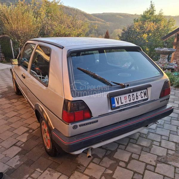 Volkswagen Golf 2 GTI