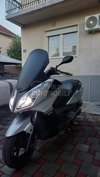 Kymco downtown 125