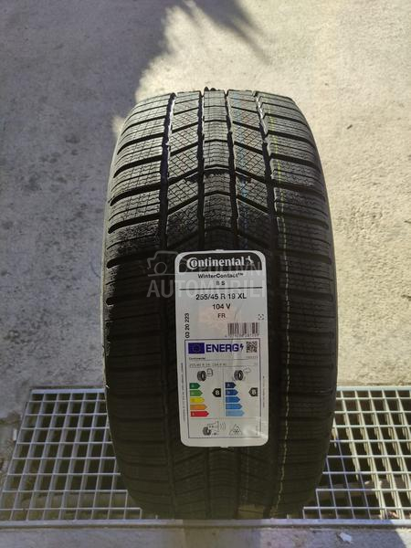 Continental 255/45 R19 Zimska