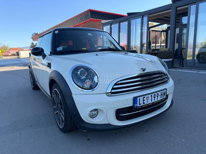 MINI Cooper 