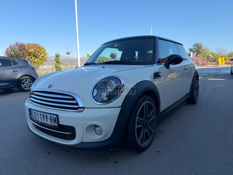 MINI Cooper 