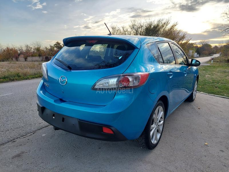 Mazda 3 1.6 B.