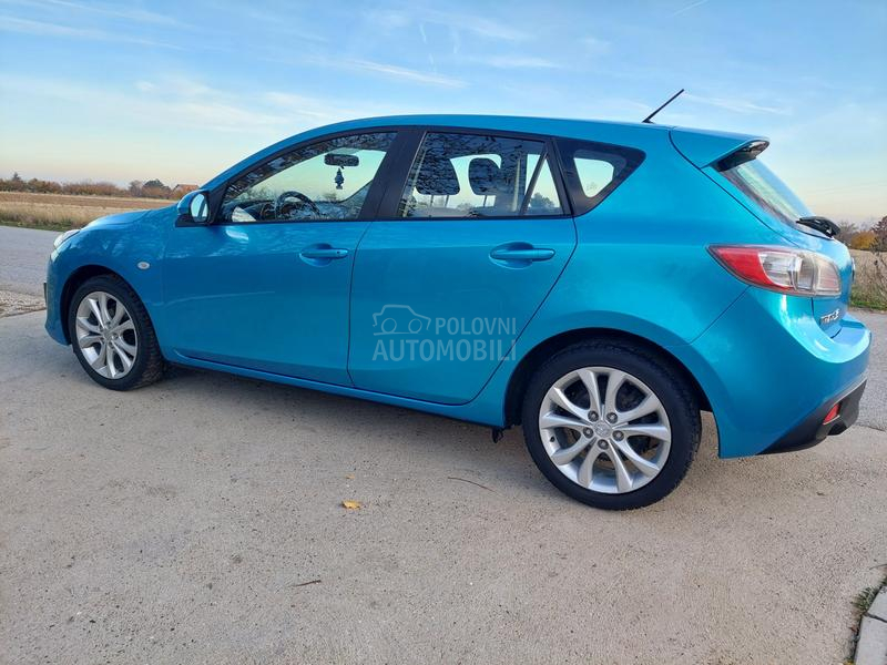 Mazda 3 1.6 B.