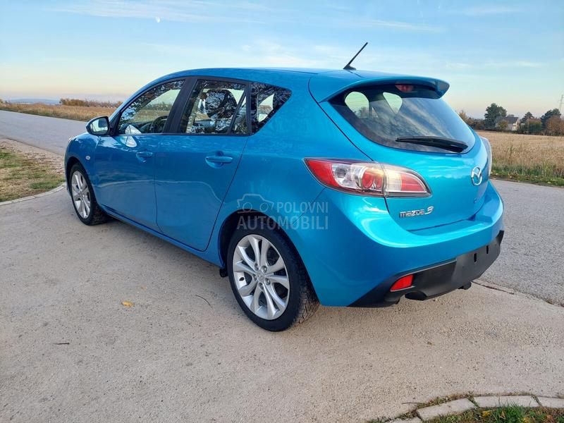 Mazda 3 1.6 B.