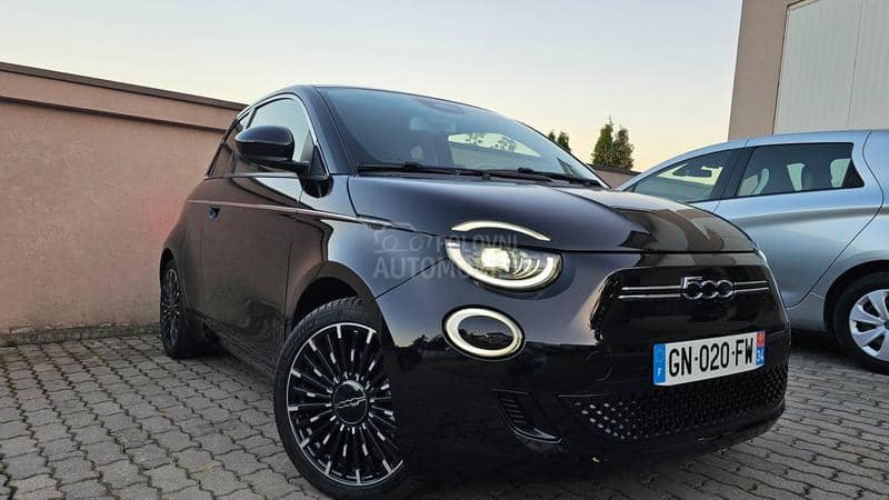 Fiat 500e La prima 3 plus 1
