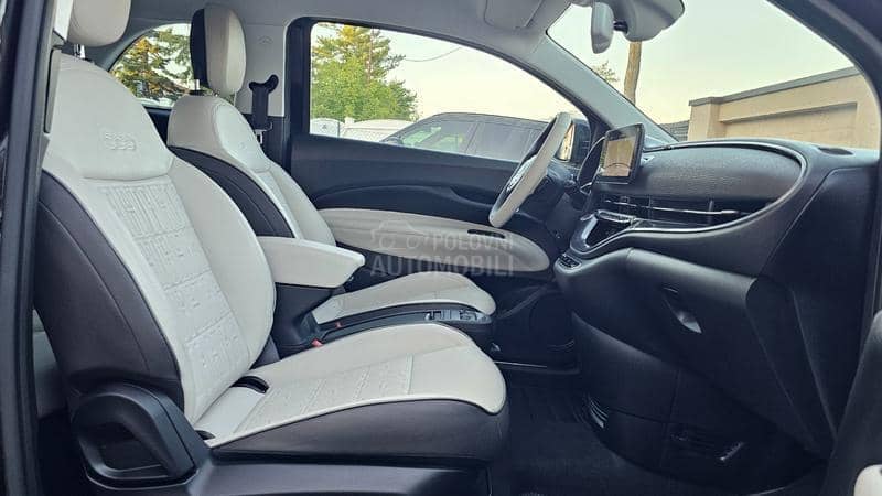 Fiat 500e La prima 3 plus 1