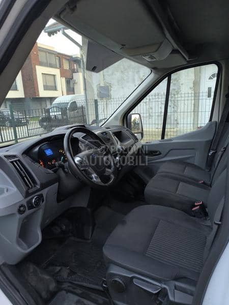 Ford Transit MAXI