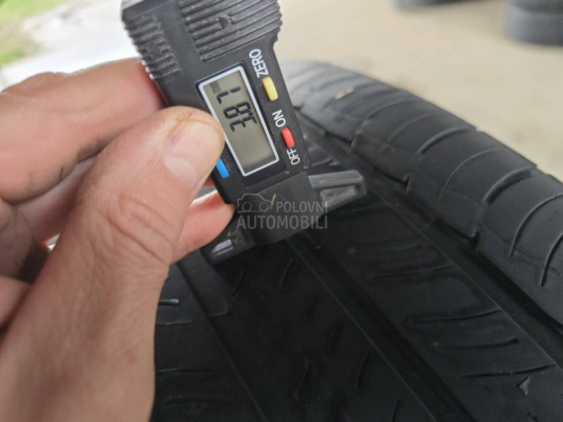 Michelin 235/60 R18 Zimska