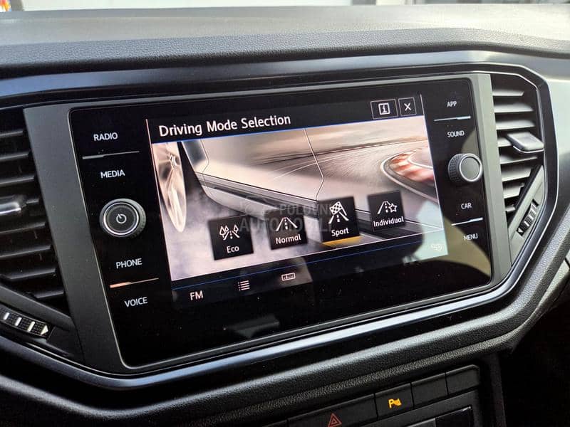 Volkswagen T-Roc iz CH